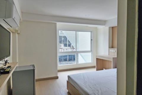 Standard Double Room | Free WiFi, bed sheets