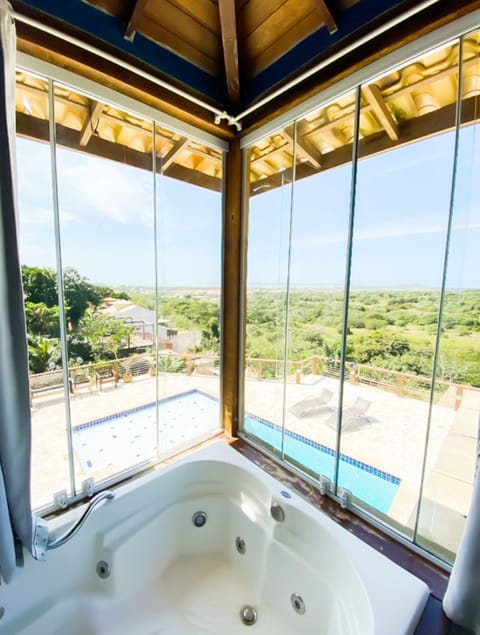 Superior Suite | Bathroom | Towels, soap, shampoo, toilet paper