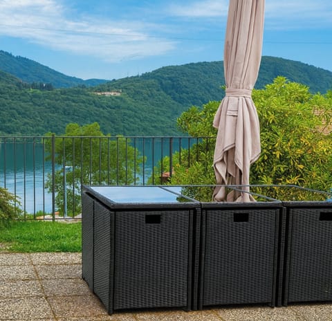 Private Garden Lake View