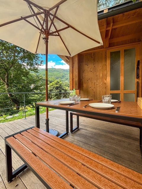 Comfort Cabin, Mountain View | Terrace/patio