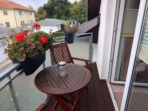 Apartment | Dining