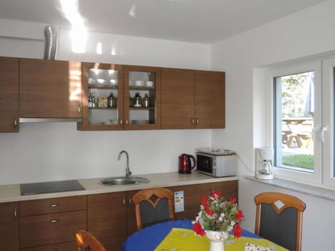 House | Private kitchen | Electric kettle, toaster