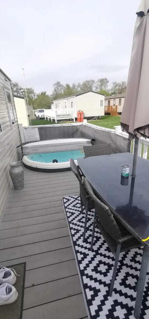 Chalet | Pool | Outdoor pool