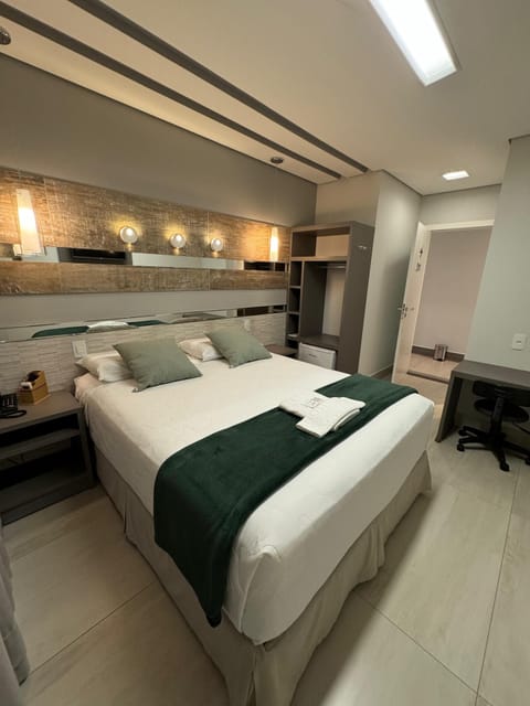 Deluxe Double Room, 1 Queen Bed | Desk, laptop workspace, WiFi (free)
