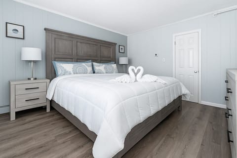King Bedroom