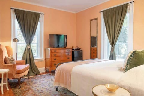 West High St Room