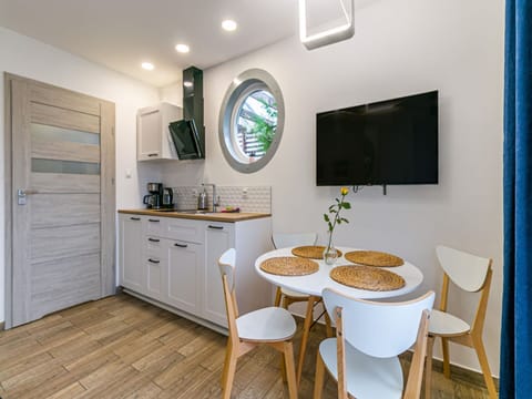 Apartment | Private kitchen | Electric kettle, toaster, highchair