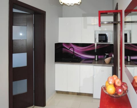 Apartment | Private kitchen | Electric kettle, highchair
