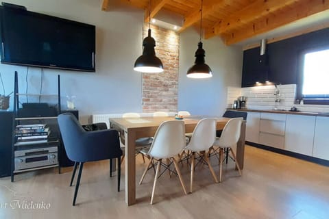 House | Dining