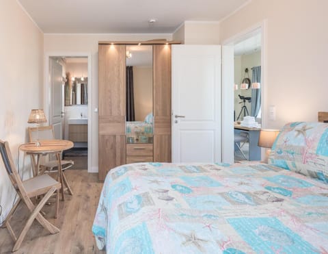 Apartment | 2 bedrooms, iron/ironing board