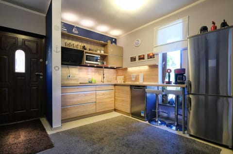 House | Private kitchen | Electric kettle, toaster