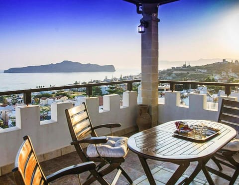 House | Balcony