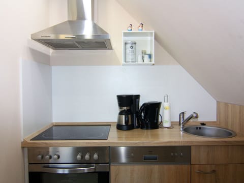 Apartment | Private kitchen | Electric kettle, toaster, highchair