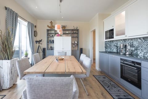 Apartment | Private kitchen | Highchair