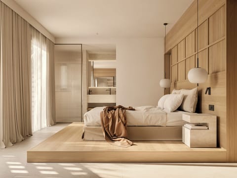 2 Bedroom Laguna Suite | Private Pool | Partial S. V. | Minibar, in-room safe, desk, soundproofing