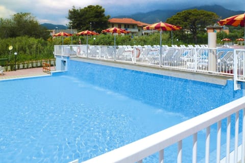 Apartment | Pool | Outdoor pool