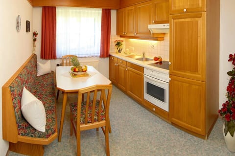 Apartment | Private kitchen | Highchair