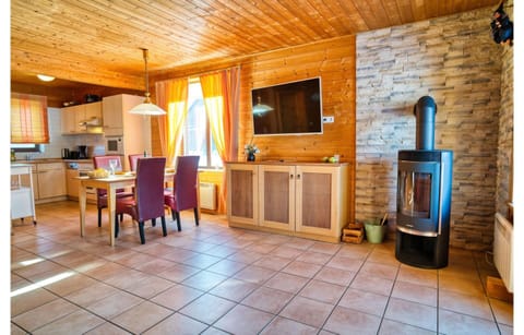 House | Living room