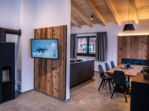 House | Living area | Fireplace