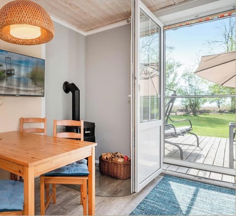 Apartment | Dining
