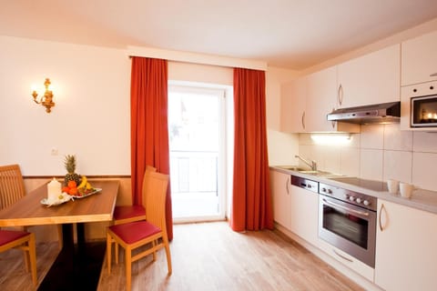 Apartment | Private kitchen | Highchair