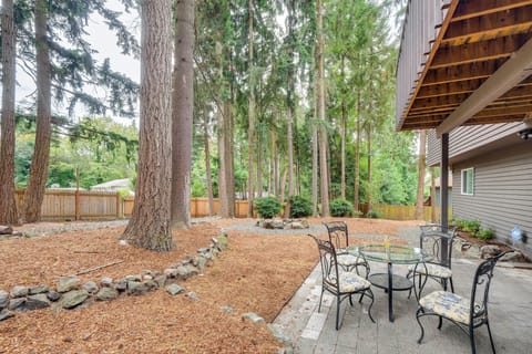 Bremerton Vacation Rental | 3BR | 2BA | 1,700 Sq Ft | Steps Required