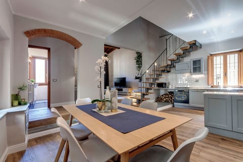 Apartment | Living area | 24-inch flat-screen TV with digital channels
