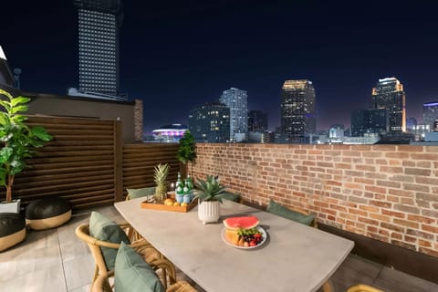 Private Outdoor Terrace With Direct Access from Living Area.