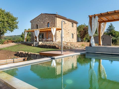 Water, Plant, Sky, Property, Building, Azure, Tree, Lighting, Natural Landscape, House