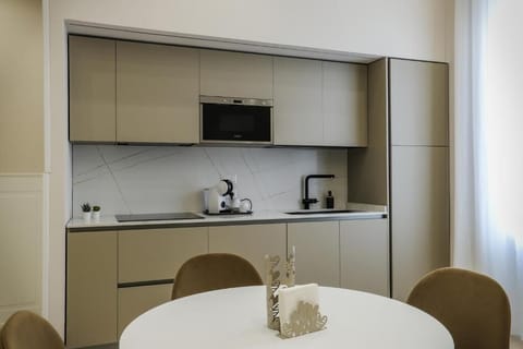 Deluxe Apartment | Living area