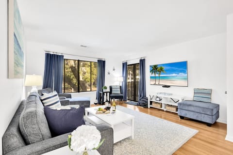 Enjoy our beautifully renovated condo at 77 Springwood Villas, just 0.5 miles to the beach and minutes from Lowcountry Celebration Park and Coligny Plaza.