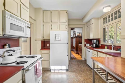 Kitchen to whip up your favorite meal.