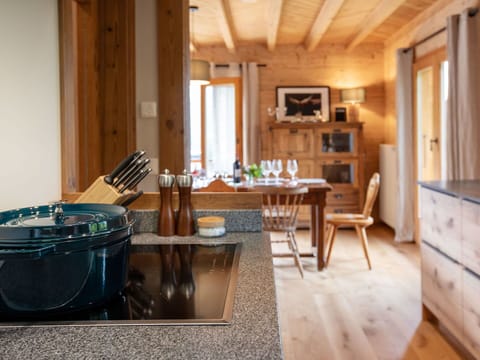 Food, Sky, Table, Tableware, Mountain, Cloud, Plant, Furniture, Green, Natural Landscape