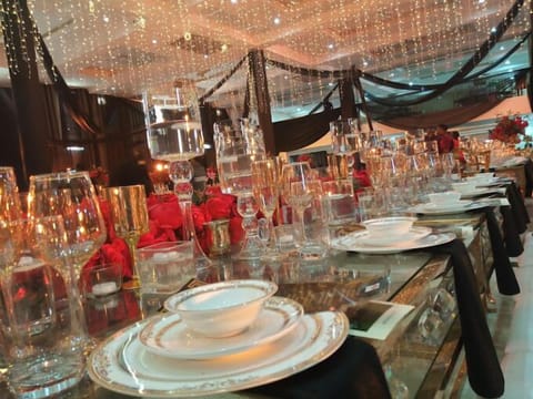 Couples dining