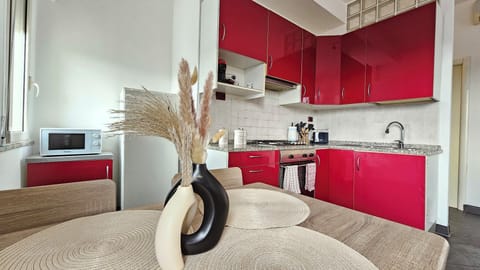Apartment | Private kitchen | Full-size fridge, microwave, oven, stovetop