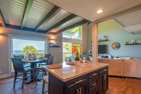 Condo, Multiple Beds, Patio, Ocean View (16B) | Dining
