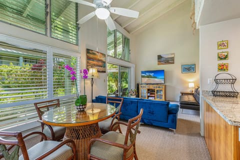 Condo, Multiple Beds, Patio, Pool View (9C) | Interior