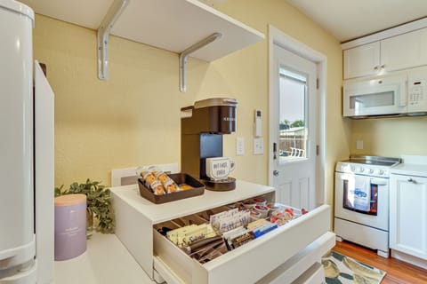 Apartment (0 Bedroom) | Interior