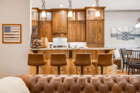 Breakfast Bar Seating