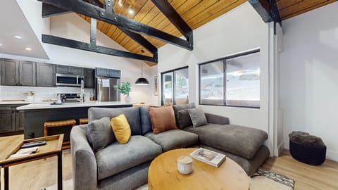 Indoors, Furniture, Living Room, Room, Home Decor
