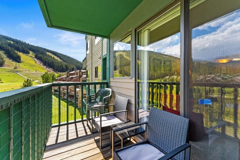 Condo (2 Bedrooms) | Property amenity