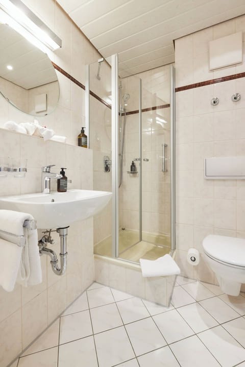 In-room safe, desk, blackout drapes, soundproofing