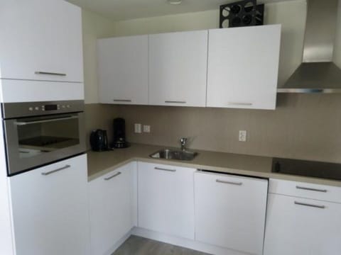 House | Private kitchen | Electric kettle, toaster