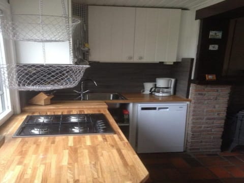 House | Private kitchen | Electric kettle, toaster