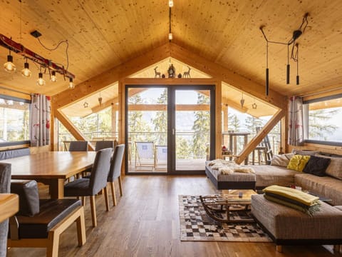 Chalet | Dining
