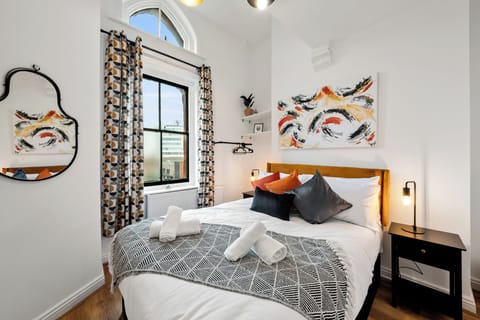 Apartment | 3 bedrooms, iron/ironing board, free WiFi, bed sheets