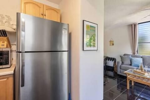 82e0f19a 4b6d 47b8 93b4 b2c50c6f2d31