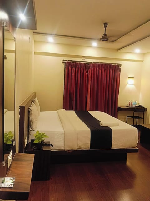 Deluxe Room | Free WiFi
