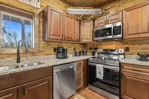 Fully equipped kitchen