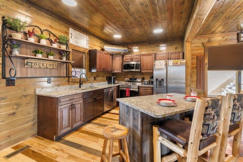 Fully equipped kitchen